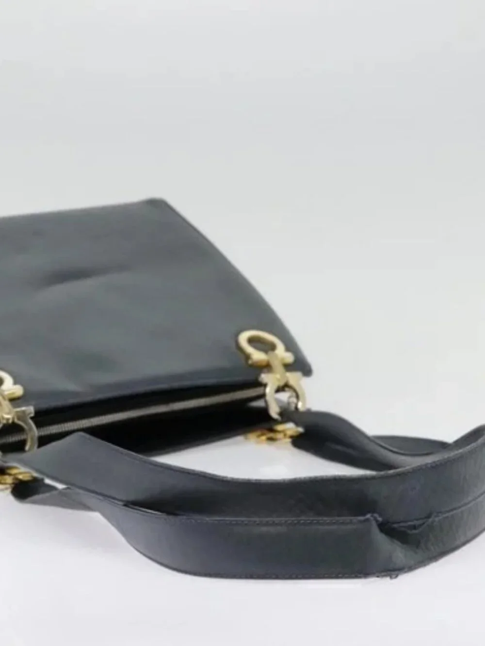 Salvatore Ferragamo Gancini Tote Bag Leather Black Gold Auth 90254